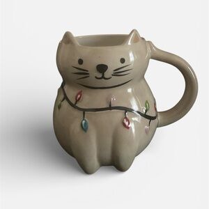Wondershop White Cat Tangled in Lights Mug